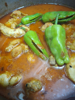 A picture of Chicken Achar gosht.