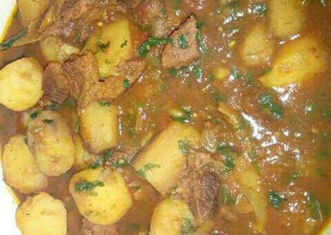 Potatoe beef stew