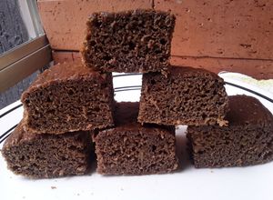 Una foto de Brownies de avena y banan@🤔😋😊