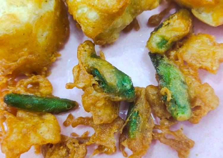 Langkah Mudah untuk Membuat Cabe goreng tepung dan tahu goreng tepung Anti Gagal