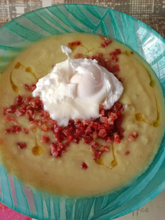 Una foto de Crema de espárragos express