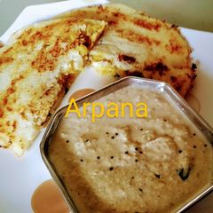 Stuffed uttapam with mungfali chutney A picture of Stuffed uttapam with mungfali chutney.