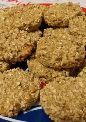 Una foto de Galletas de avena y nueces (sin harina)