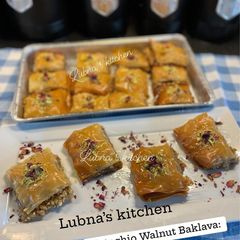 A picture of Walnut Pistachio Baklava:.