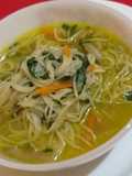 Sopa de fideos cantonesa