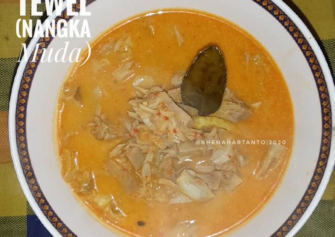 Sayur Lodeh Tewel (Nangka Muda) +balungan