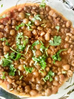हेल्दी मिक्स काले चने की सब्जी(healthy mix kale chane ki sabzi recipe in hindi) रेसिपी मुख्य फोटो