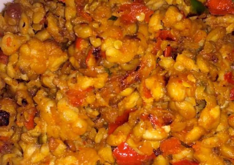 Langkah Mudah untuk Menyiapkan Tempe Penyet Sambel Bawang yang Menggugah Selera