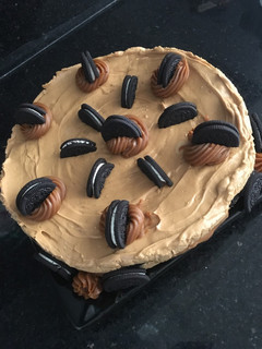 Una foto de Torta oreo y dulce de leche