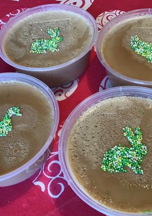 Une photo de Crèmes café et praliné de Pâques