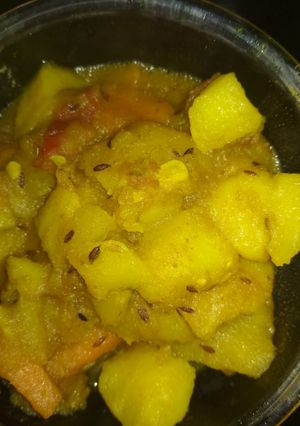 A picture of Potato papaya carrot sukto.
