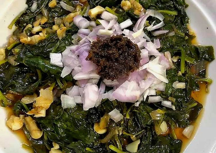 Steamed Alugbati / Spinach