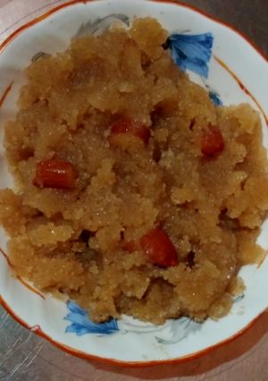 सूजी का हलवा (suji ka halwa recipe in Hindi) रेसिपी मुख्य फोटो