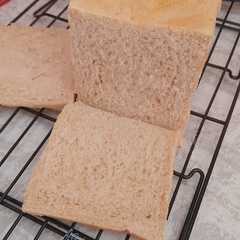รูปของ Vegan Bread (Roti Tawar Vegan)