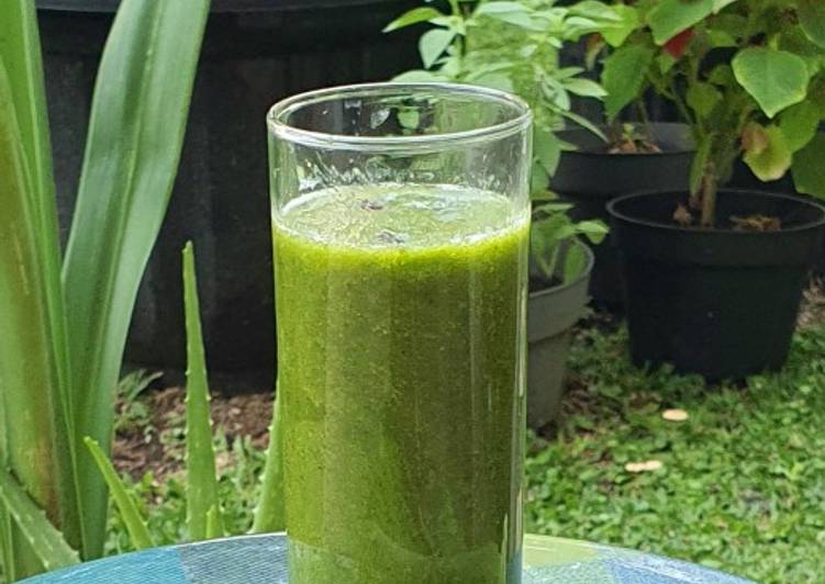 Langkah memasak Smoothie Sayuran hijau, Lezat Sekali