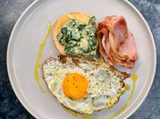 A picture of english spinach