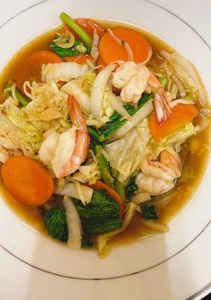 รูปของ ผัดผักรวมมิตรกุ้งสด
