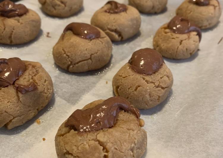 Steps to Prepare Homemade Peanut butter, Nutella cookies