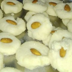 A picture of Coconut pedda.