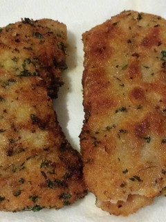 Una foto de Cachopo de setas, queso y pimientos del piquillo