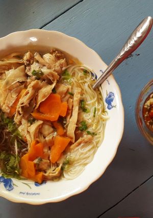 Hình của món Bún măng gà.