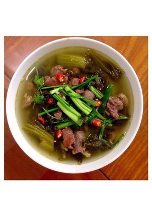 Hình của món Bắp bò om dưa cải chua 🐮.