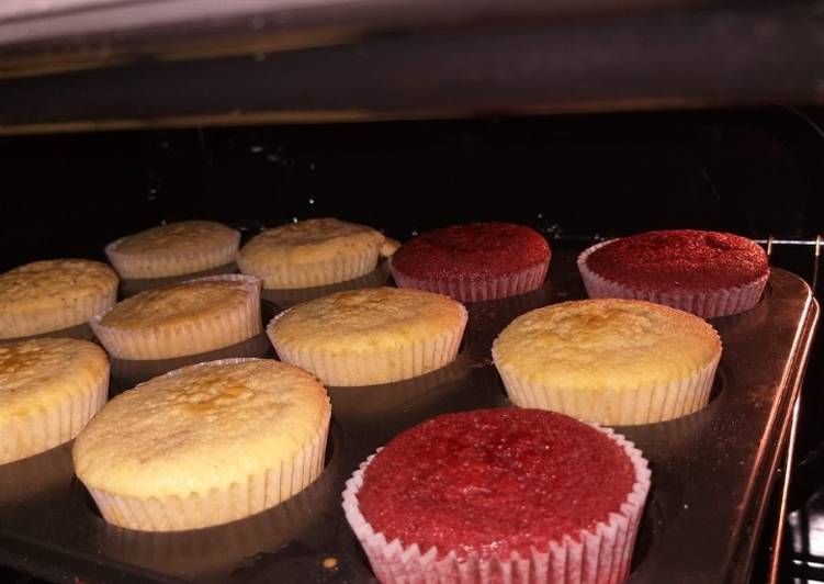 Vanilla cupcakes😁😁 #jikonichallenge