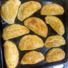 A picture of Meat pie.