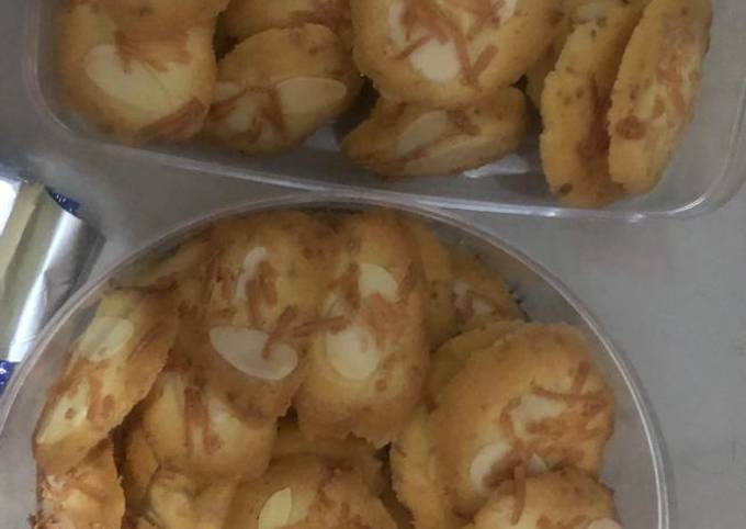 Cara Membuat Resep Lidah kucing almond keju