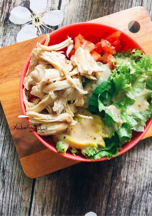 Hình của món Eat clean- Salad thịt gà.