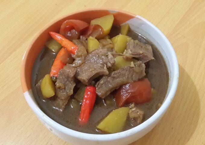 Semur Daging Kentang