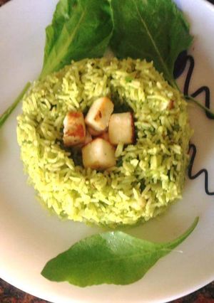 A picture of Palak Paneer Dum Biryani.