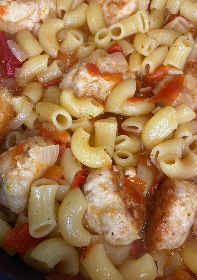 Паста з фрикадельками 🍝