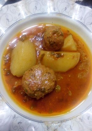 A picture of Kofte Aaloo.