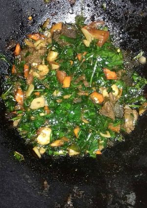 Foto resep Oseng daun melinjo udang daging