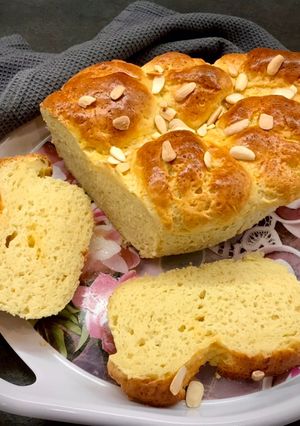 Puha gluténmentes kalács mandulával recept fotója