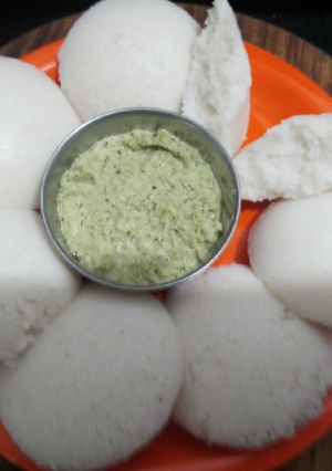 इडली चटणी (Idli Chutney Recipe In Marathi) रेसिपी चे मुख्य फोटो 