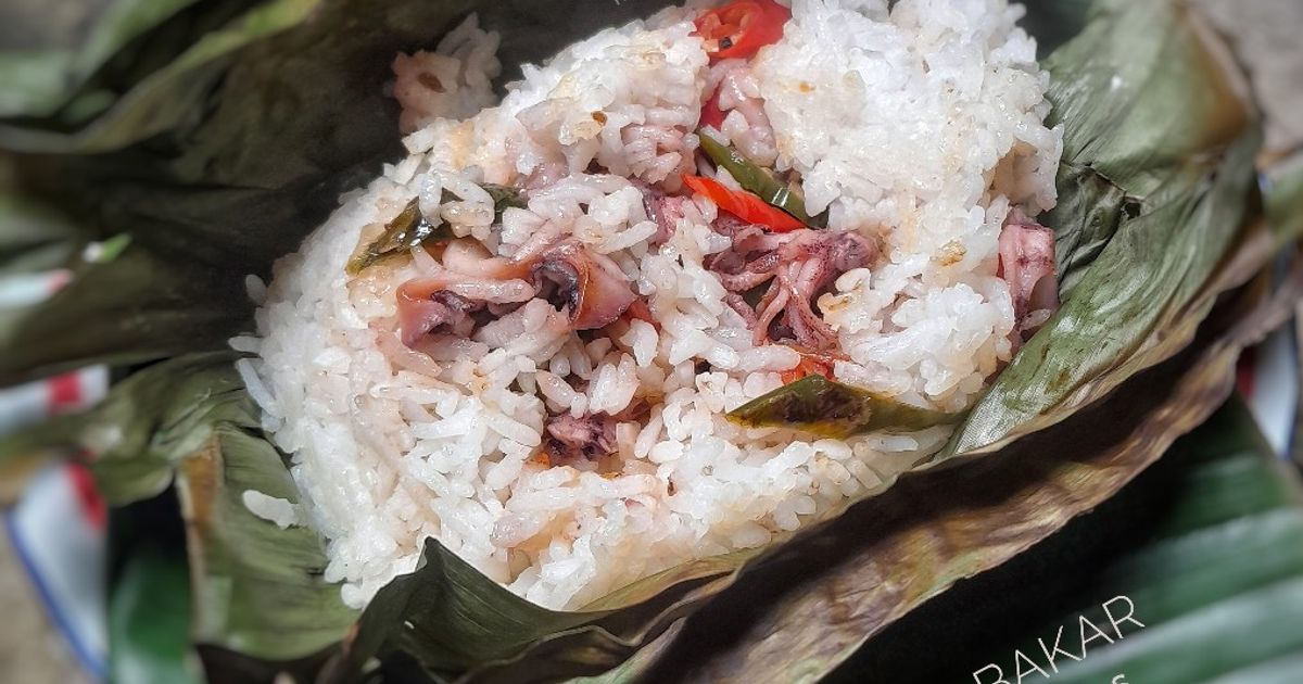 Nasi Bakar Cumi Pedas