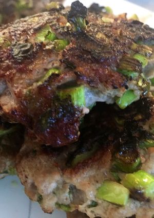 A picture of Choy Sum Pork Patty and Rice.