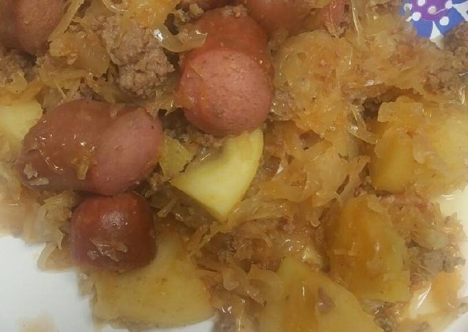 Recipe of Homemade Simmered in Sauerkraut