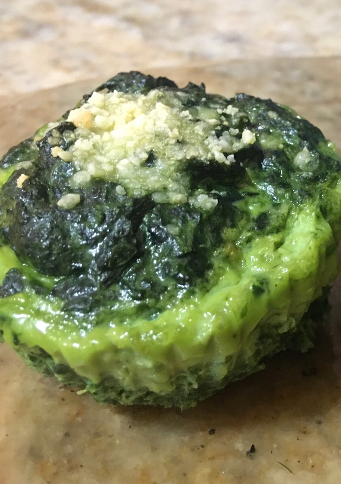 Una foto de Muffins de espinaca sin harina
