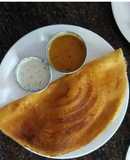 Masala dosa with sambhar and coconut chutney