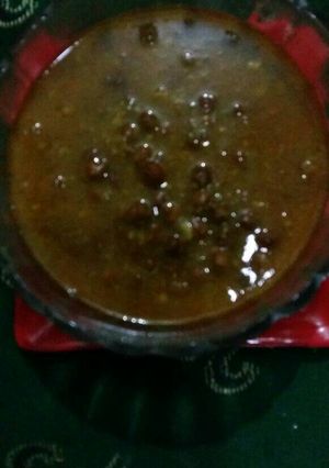A picture of Black chana gravy.