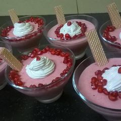 A picture of Pomegranate moouse.