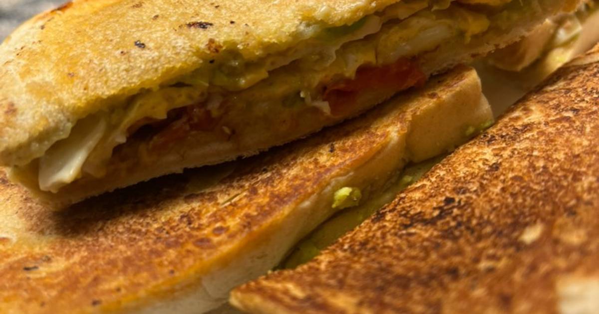 Avocado toast Recipe by Dash of Delish - Cookpad