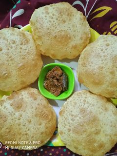 मस्का पूरी (Maska puri recipe in Hindi) रेसिपी मुख्य फोटो
