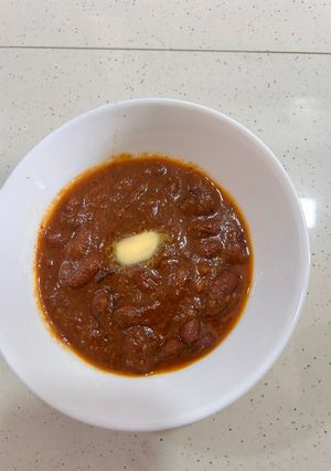 A picture of Rajma masala.