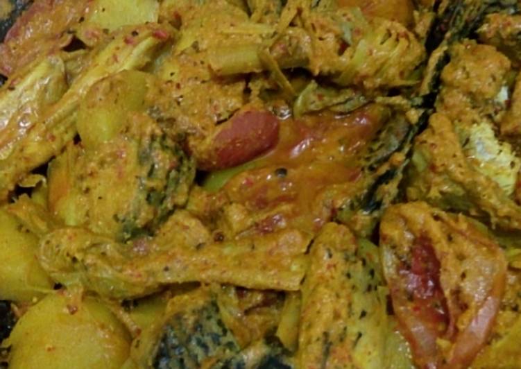 Arsik ikan mas Cetar andelima ala Riaa π