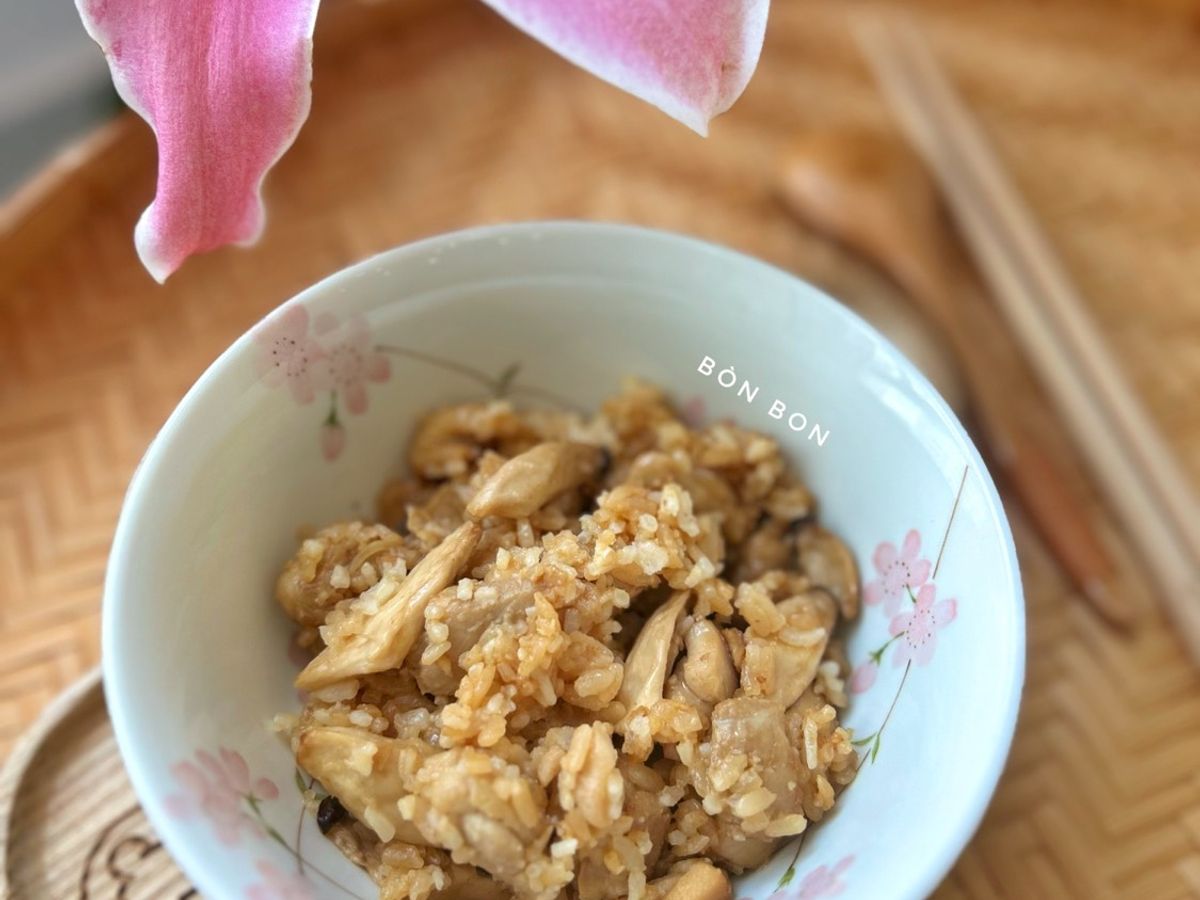 Cơm Gà Nấm Bằng Nồi Cơm Điện