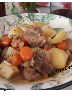 Una foto de Guiso de carne con patatas